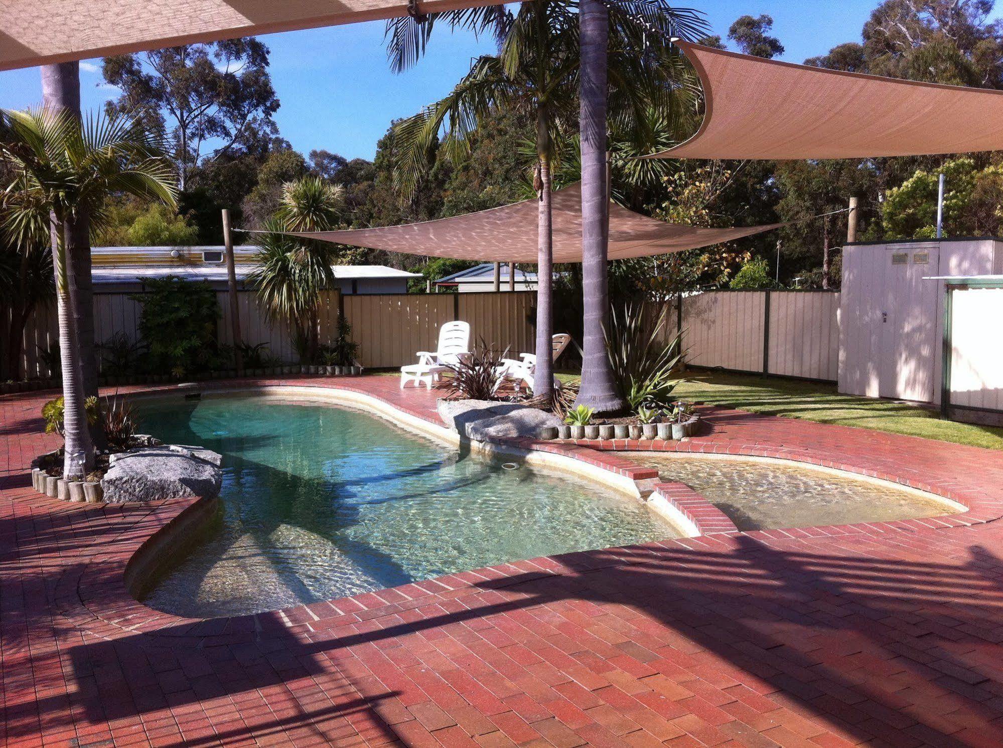Mallacoota'S Shady Gully Caravan Park Экстерьер фото